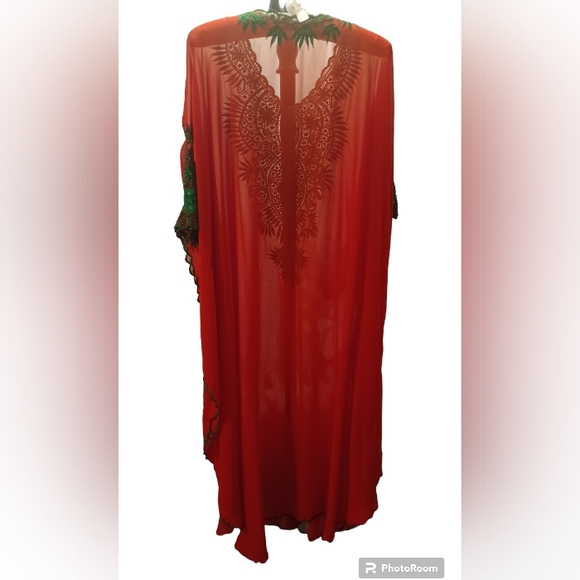 Moroccan Red & green Kaftan - Picture 3 of 8